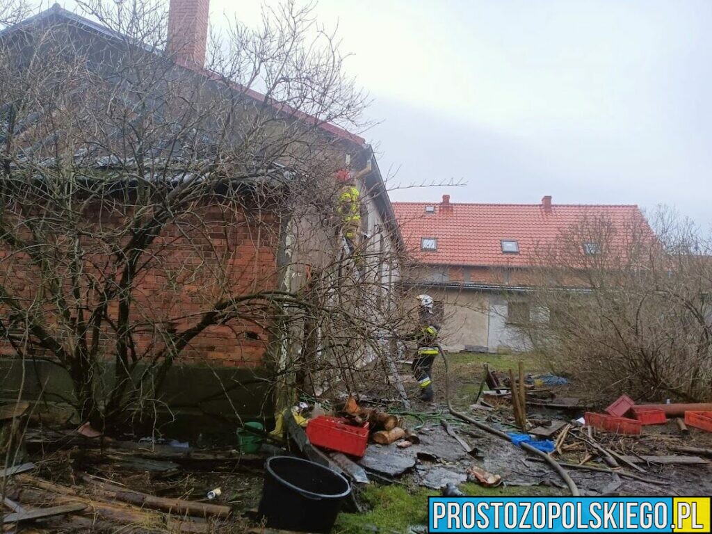 Pożar restauracji Mysłowskiej w Ochodzach koło Opola.(Zdjęcia)