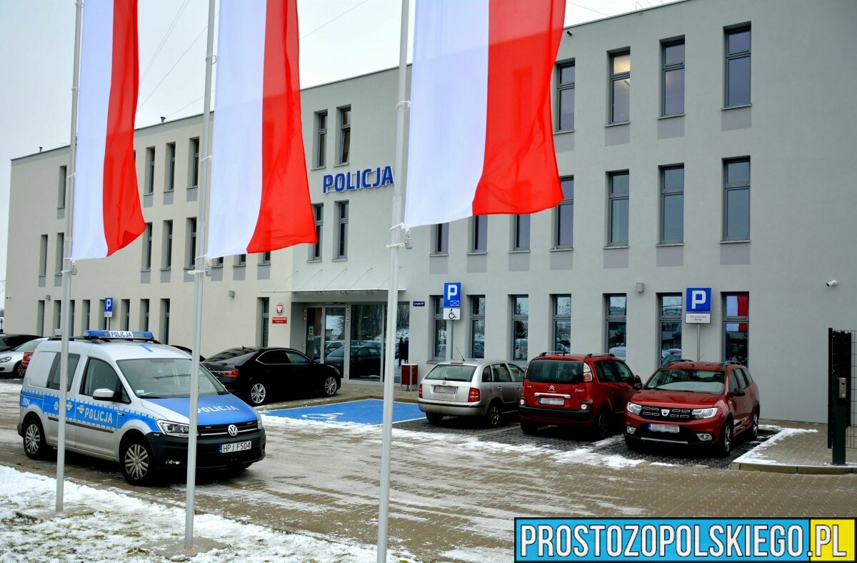 64-letnia seniorka podwiozła autostopowicza, a ten ukradł jej torebkę. Mężczyźnie grozi do 5 lat więzienia