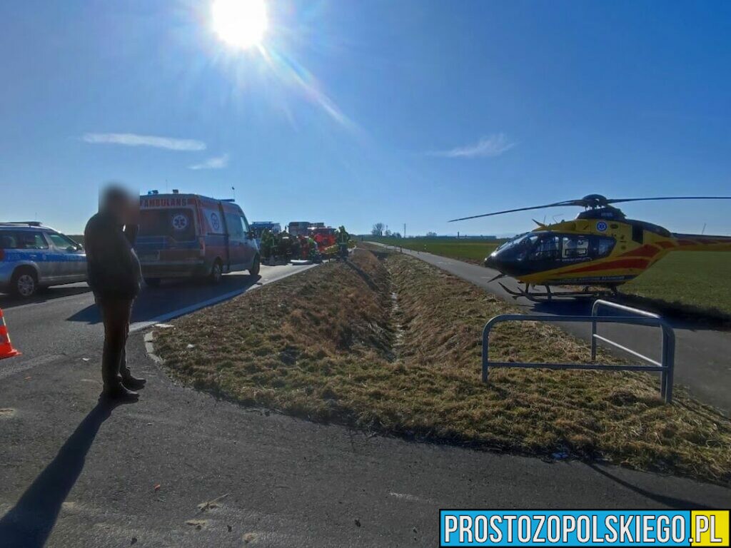 Wypadek śmiertelny na obwodnicy Białej. Zderzenie busa z osobówką. Na miejscu lądował LPR.(Wideo)