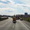 Na autostradzie A4 kierujący samochodem wjechał w bariery. Na miejscu lądował LPR.(Wideo)