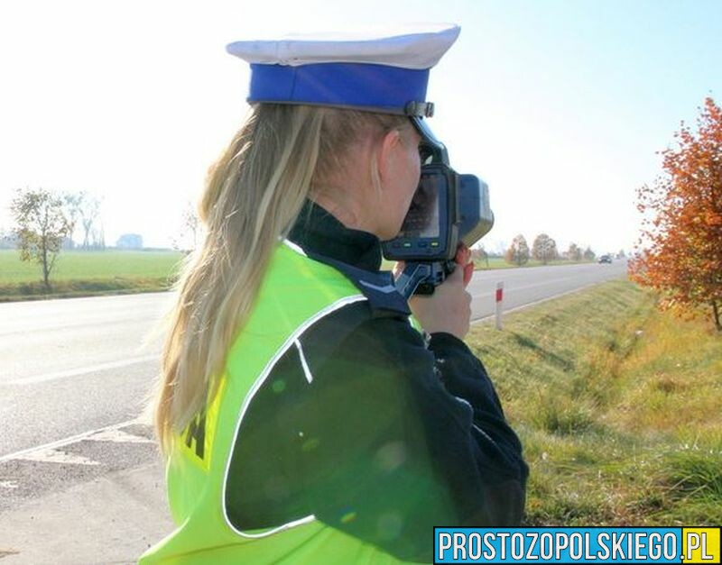 Nieodpowiedzialni kierowcy stracili swoje uprawnienia na obowiązującej „pięćdziesiątce”.