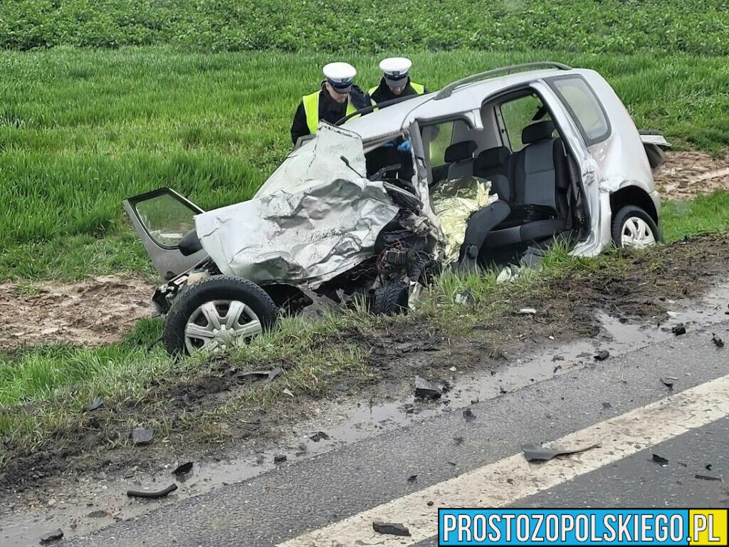 Sidzina: Zderzenie dwóch samochodów na DK46.Dwie osoby zginęły na miejscu.(Zdjęcia)