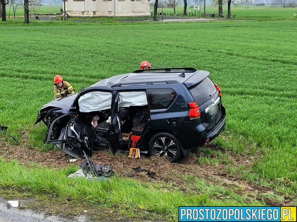 Sidzina: Zderzenie dwóch samochodów na DK46.Dwie osoby zginęły na miejscu.(Zdjęcia)