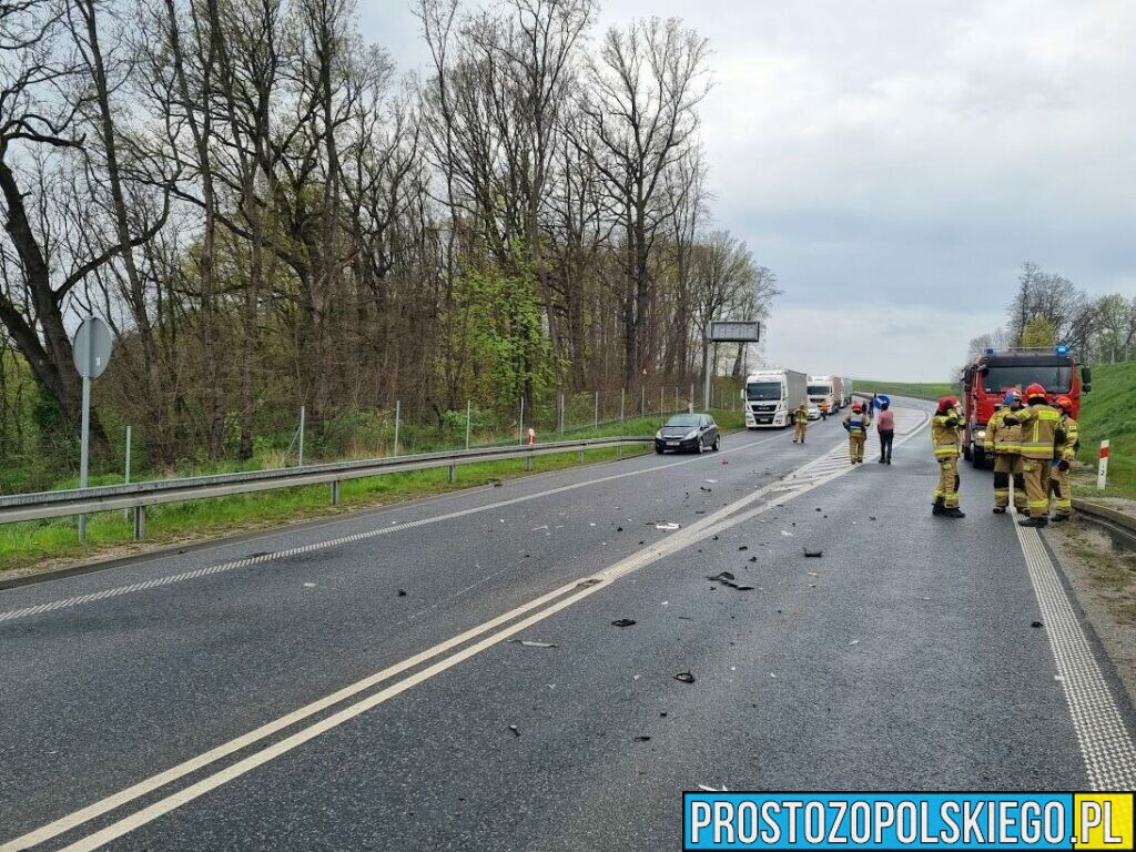 Wypadek śmiertelny na obwodnicy Nysy. Nie żyją dwie osoby.(Zdjęcia)