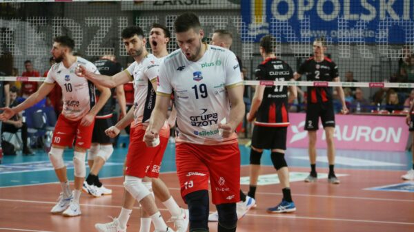 Resovia ponownie słabsza. ZAKSA melduje się w finale PlusLigi.