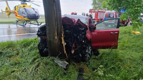 Wypadek na DK94 na wysokości Ligoty Czamborowej. Na miejscu lądował LPR.(Zdjęcia)