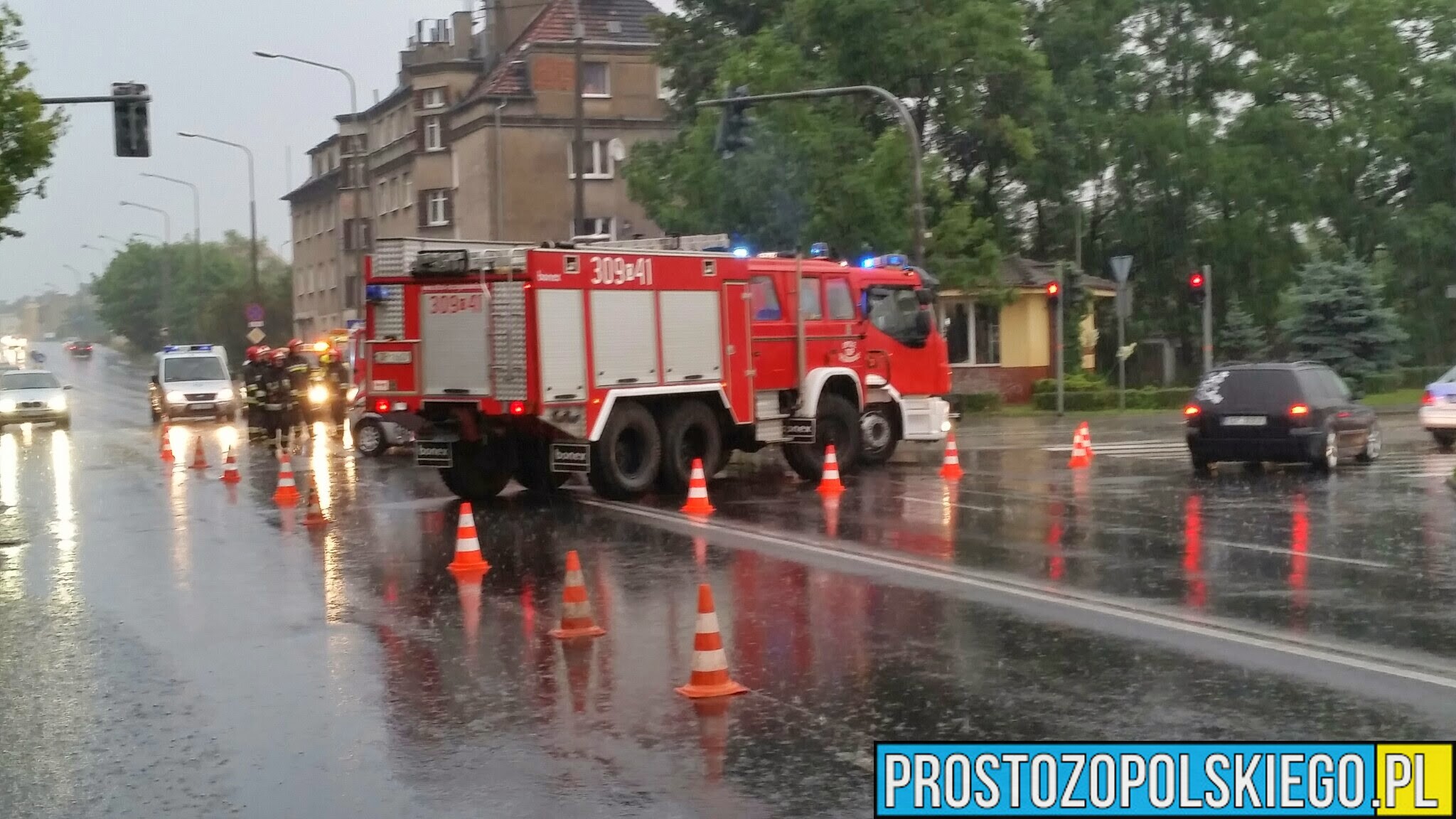 Strażacy mają pełne ręce roboty związanymi z warunkami atmosferycznymi.