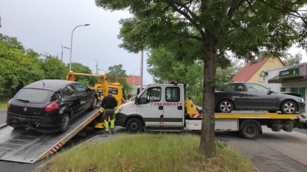 Wypadek na opolskich Chabrach. Jedna osoba poszkodowana.(Zdjęcia)