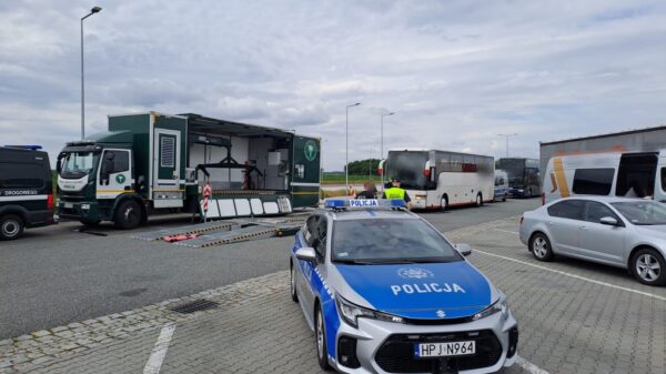 Wzmożone kontrole autobusów na autostradzie A4.