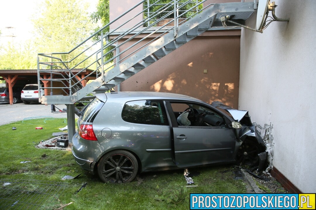 Tarnów Opolski: kierujący autem wjechał w budynek mieszkalny w ,którym pękła jedna ze ścian!