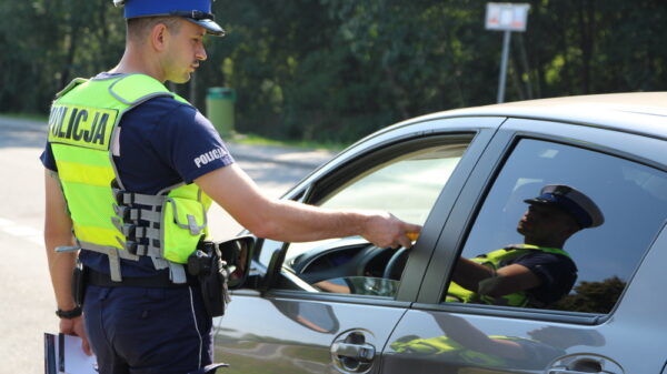 45-latek kierował fiatem mając ponad 4 promile. Mężczyźnie grozi 2 lata więzienia.