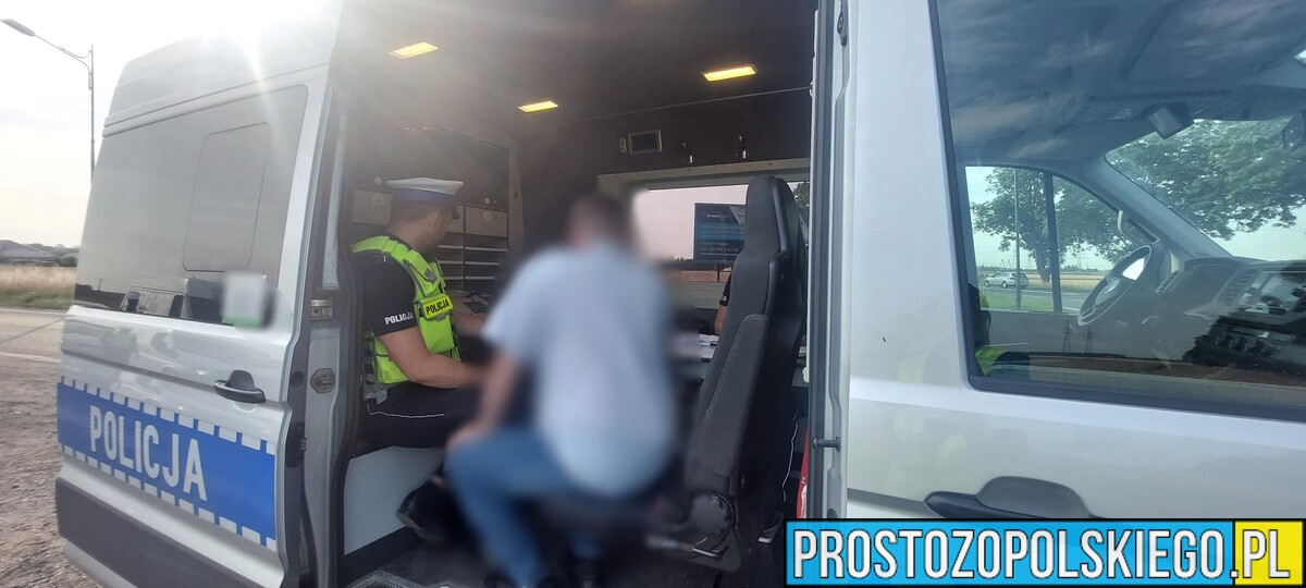 Dzięki czujności policjantki, nietrzeźwy 66-latek kierowca został zatrzymany.