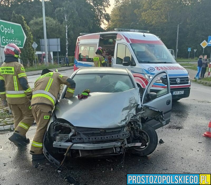 Zderzenie ciężarówki z osobówką w Choruli. Jedna osoba została poszkodowana.(Zdjęcia)