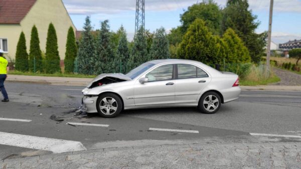 Gogolin: zderzenie audi i mercedesa.(Zdjęcia)