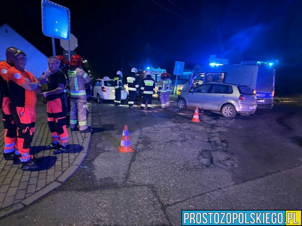 Wypadek w miejscowości Kępa koło Opola. Dwie osoby z obrażeniami ciała trafiły do szpitala.(Zdjęcia&Wideo)