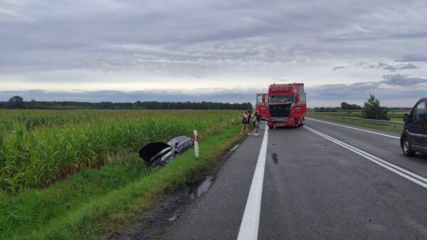 Wypadek na obwodnicy Opola na wysokości Wrzosek.(Wideo)