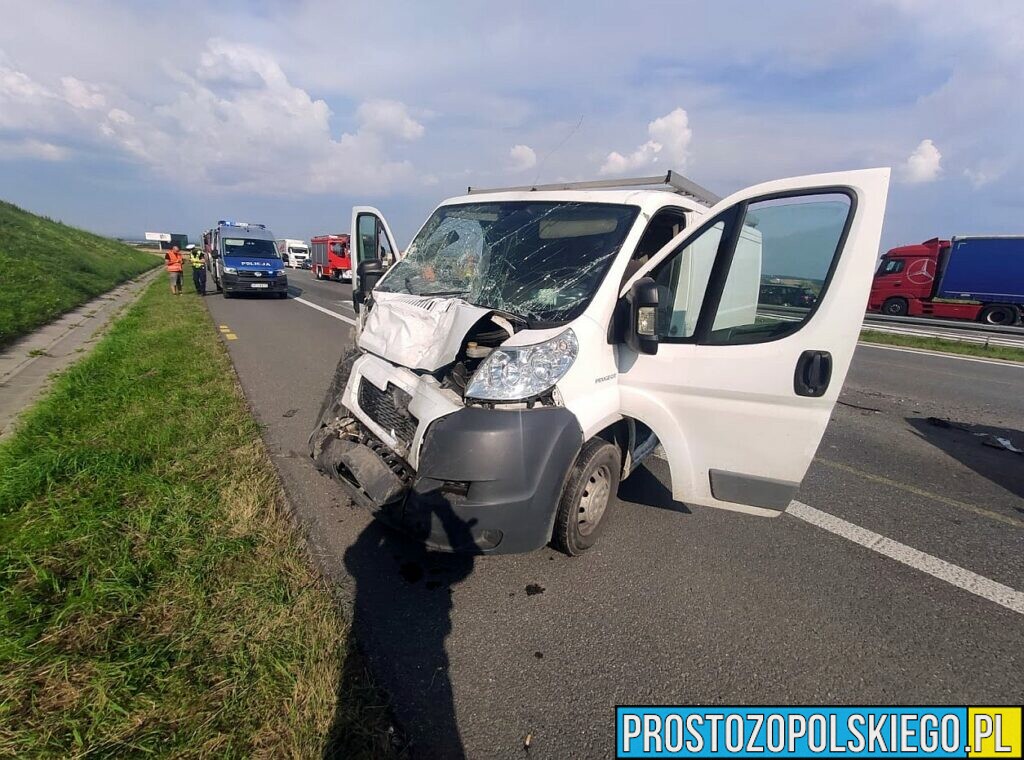 Zderzenie busa z osobówką na autostradzie A4 na 265 km kierunek Wrocław.(Zdjęcia)