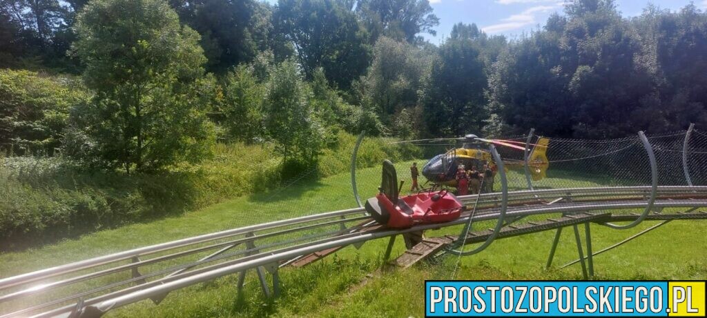 Zderzenie wagoników kolejki grawitacyjnej. Ranna dwójka dzieci i mężczyzna. Na miejscu lądował LPR.