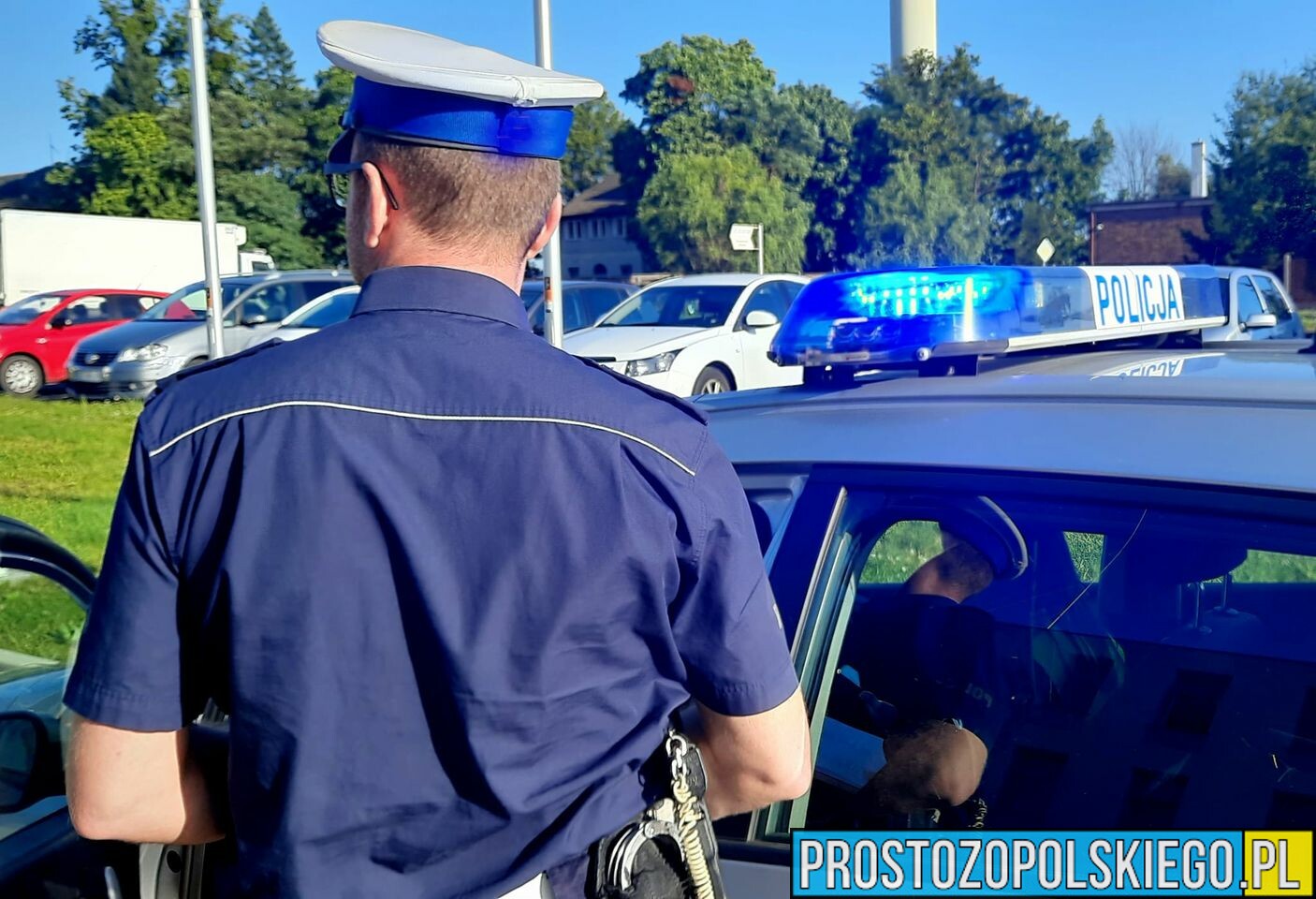 Chciał wręczyć łapówkę policjantowi - teraz za swój czyn odpowie przed sądem!