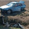 39-latek stracił panowanie nad pojazdem i uderzył w drzewo.Badanie wykazało ze kierowca miał 2,4 promila.