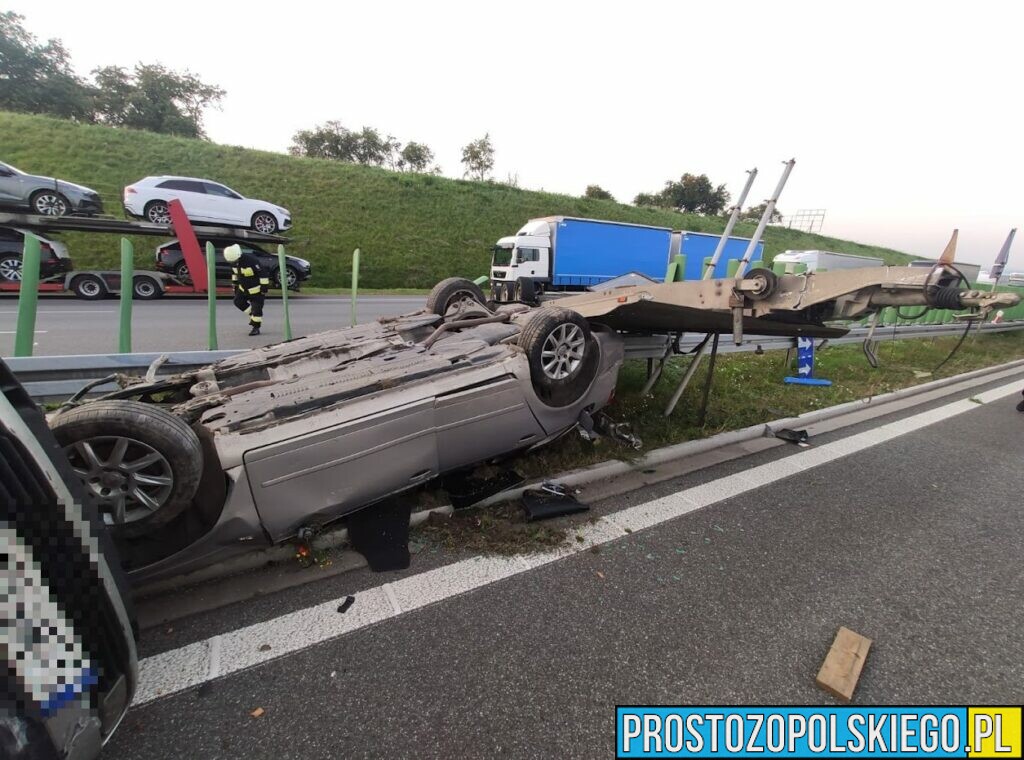 Wypadek autolawetny ,która przewoziła na przyczepie auta na autostradzie A4.(Zdjęcia)