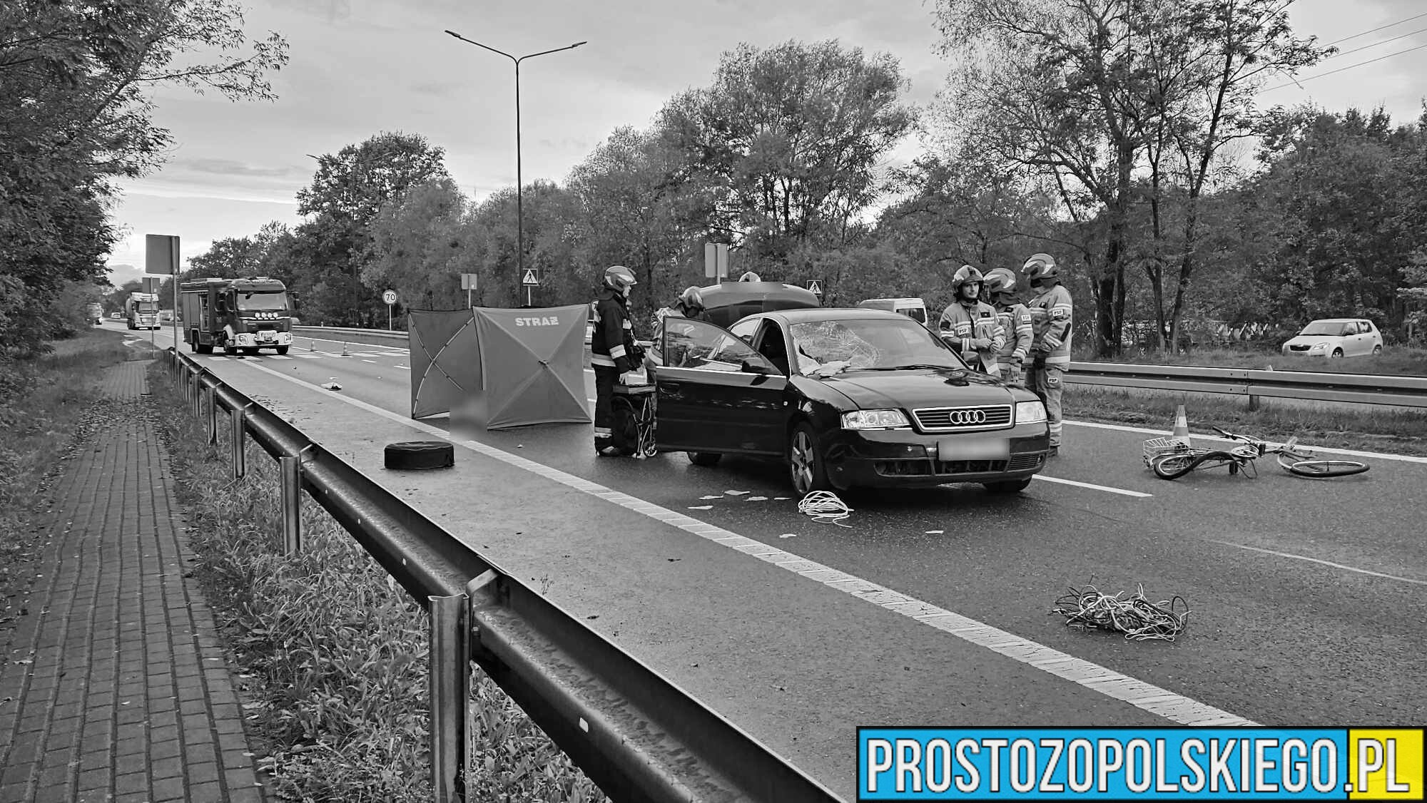 Kierująca autem śmiertelnie potraciła rowerzystę na obwodnicy Kędzierzyna Koźla.(Zdjęcia)