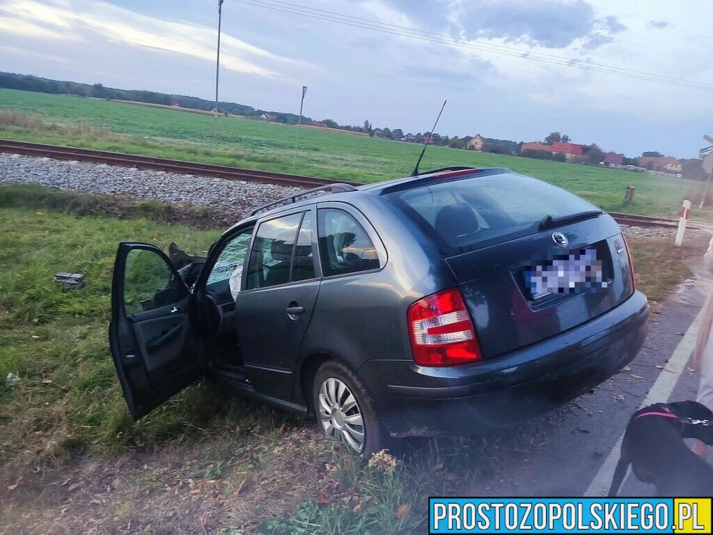 Zderzenie szynobusu z samochodem osobowym. Na miejscu lądował LPR.