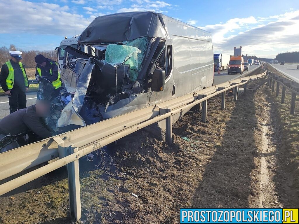 wypadek na autostradzie, a4, autostrada zablokowana, nieprzejedność A4, ruch na a4 zablokowany, 