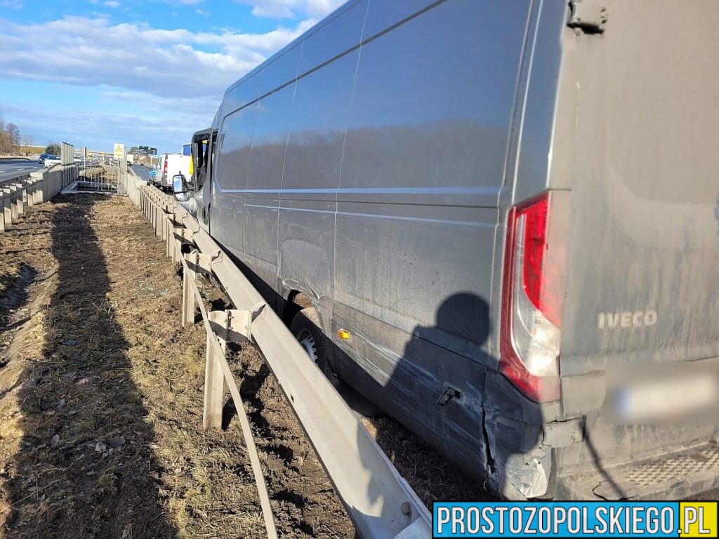 wypadek na autostradzie, a4, autostrada zablokowana, nieprzejedność A4, ruch na a4 zablokowany, 