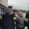 17-latek groził nożem ekspedientce - został zatrzymany przez policjantów z Prudnika.(Wideo)