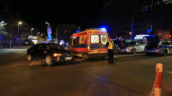 Zderzenie audi z taksówką na skrzyżowaniu ulic Ozimska i Reymonta w Opolu.(Zdjęcia)