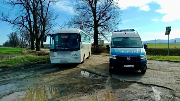 Nietrzeźwy kierujący autobusem zatrzymany na trasie Wierzbięcice – Węża.