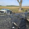 Zderzenie czołowe dwóch samochodów w Zawadzie. Trzy osoby poszkodowane. Na miejscu lądował LPR.(Zdjęcia)