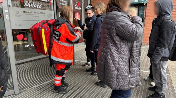 Zuchwała kradzież w centrum handlowym w Opola.19-latka dostała histerii.(Zdjęcia)