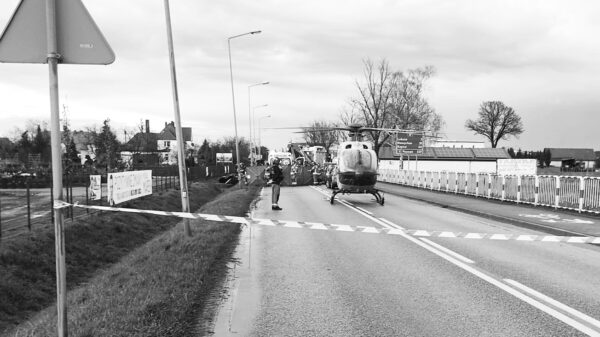 Wypadek na DK39 w Pisarzowicach.Jedna osoba nie żyje.(Zdjęcia )