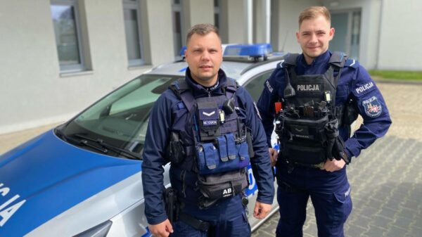 Policjanci zaopiekowali się mężczyzną z poważną niepełnosprawnością