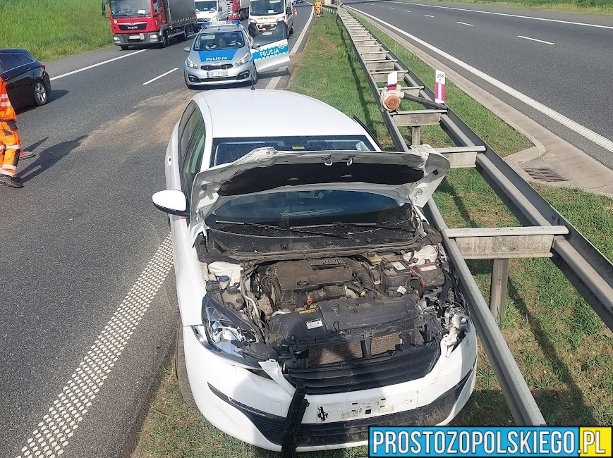 Wypadek na opolskim odcinku autostrady A4 na 256 km kierunek Katowice. Kierowca był pod działaniem środka odurzającego.(Zdjęcia)