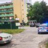 30-latek nie zatrzymał się do kontroli i uciekał ulicami miasta Brzegu . Kryminalni znaleźli blisko 2 kg narkotyków i ponad 1600 tabletek ecstasy.(Wideo)