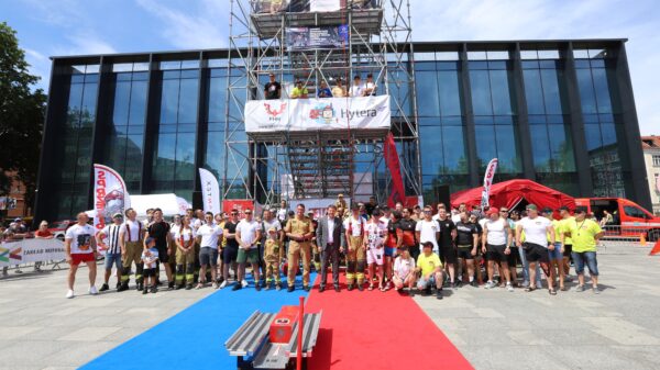 Wystartował Opole Toughest Firefighter. Najlepsi strażacy rywalizują w Opolu.(Zdjęcia&Wideo)
