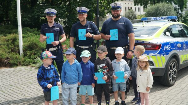 Dziś Święto Policji. Funkcjonariusze celebrują tę okazję z opolanami w centrum miasta.