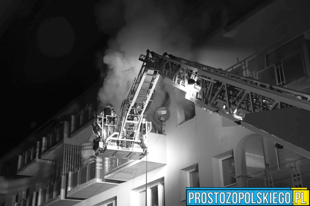 Pożar mieszkania na ul. Licealnej w Opolu. Jedna osoba nie żyje