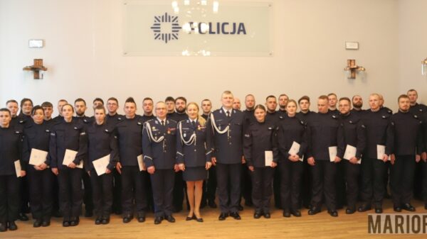 35 nowych policjantów ślubowało w Opolu (Foto&Wideo)