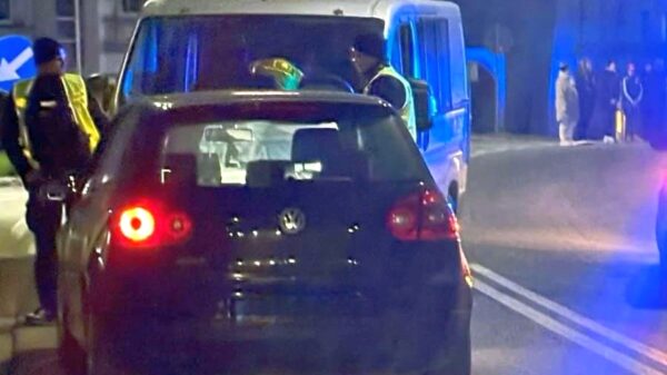 O krok od tragedii podczas procesji.42-latka kierująca autem miała ponad 2 promile