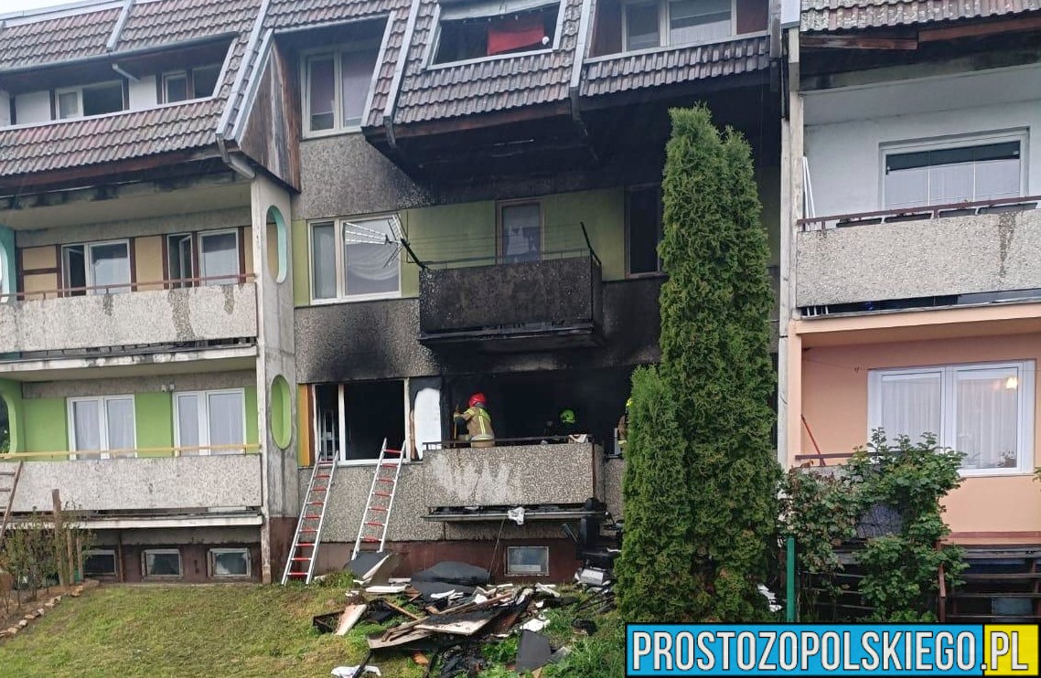 Pożar mieszkania na parterze w budynku wielorodzinnym w Karłowicach Wielkich