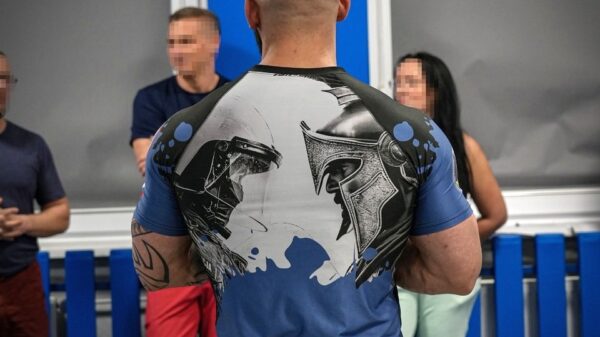 Policjanci szkolą ratowników medycznych z OCRM w Opolu