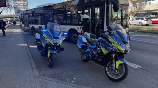 wypadek mzk, mzk, mzk opole, poszkodowane kobiety, poszkodowane osoby, wypadek w autobisie, wypadek w autobusie w opolu, autobus opole,