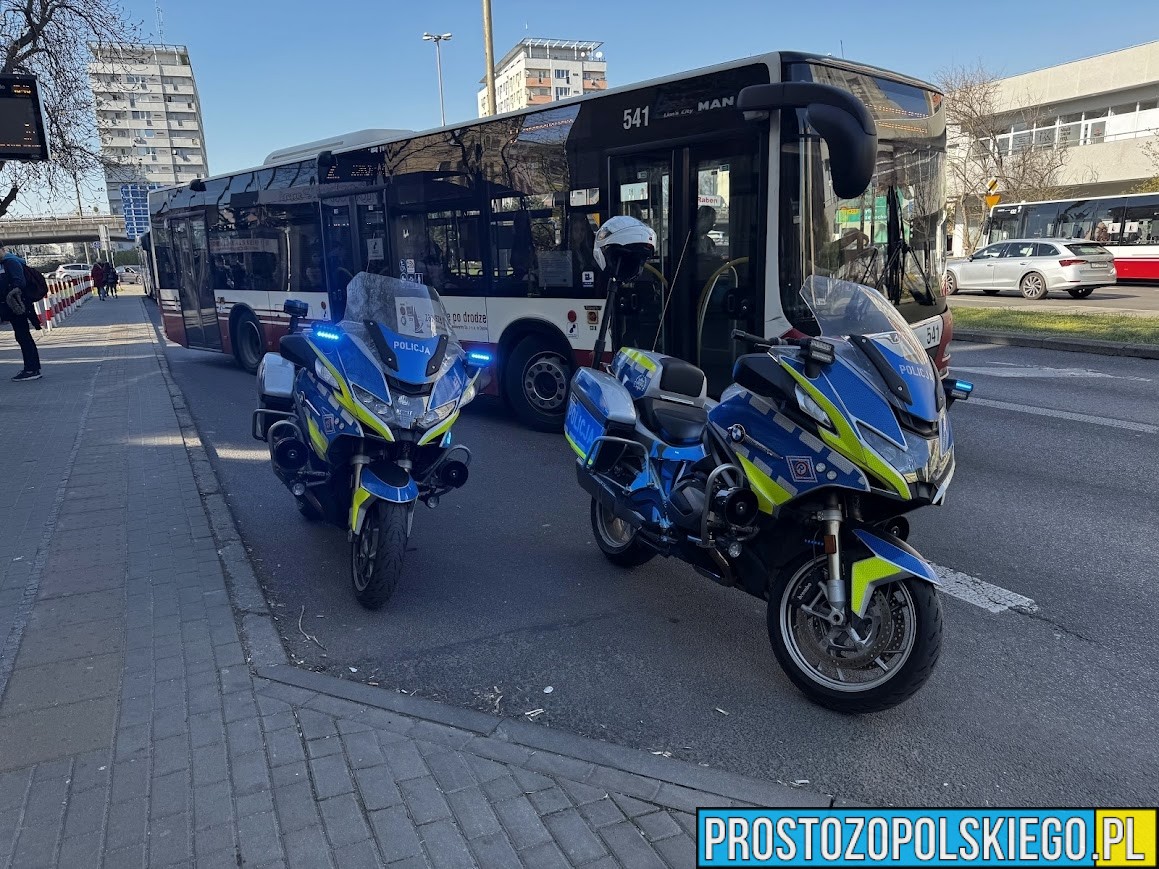 Kierowca autobusu MZK gwałtownie zahamował, gdy mu zajechał drogę inny pojazd. Trzy kobiety trafiły do szpitala