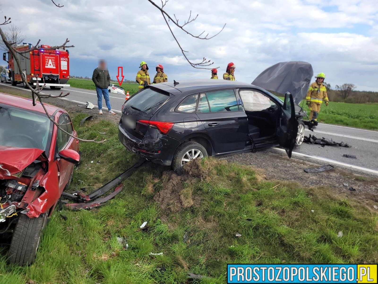 Wypadek na DK46 w miejscowości Grabin. Cztery osoby zabrane do szpitala
