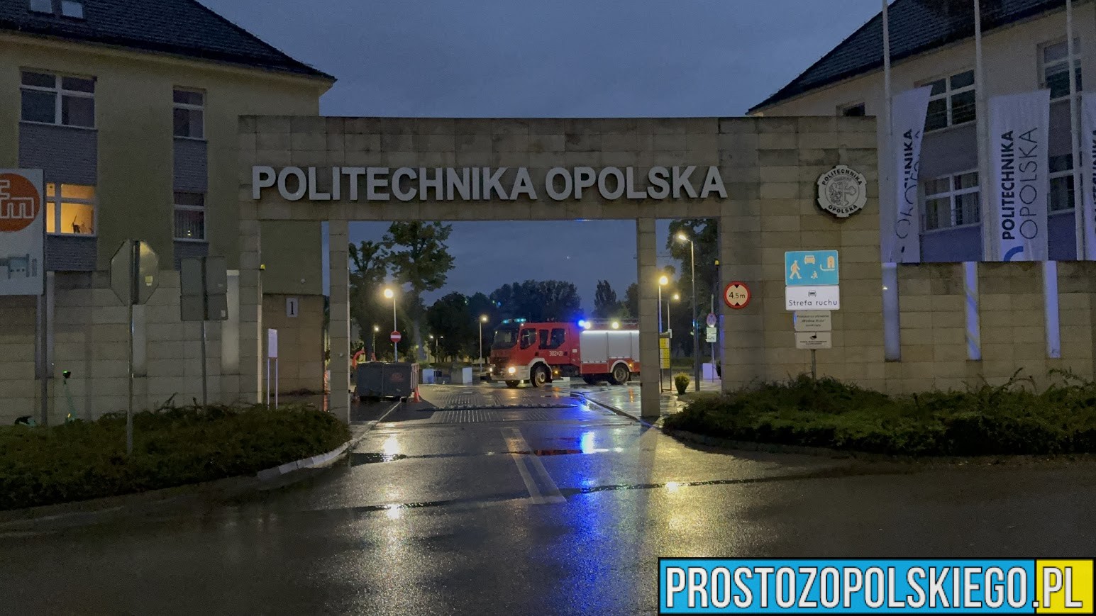 pożar na politechnice. pożar na politechnice opolskiej, politechnika opolska, pożar na uczelni, na politechnice zapaliła sie drukarka, pożar drukarki 3d,