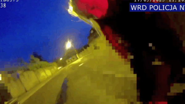 Pijany kierowca uciekał przed policją. Dogoniły go "twarde" funkcjonariuszki z Nysy